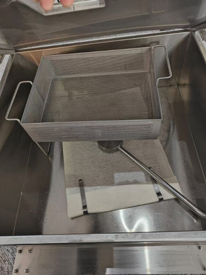 Painel inteligente com tela sensível ao toque Filtração de elevador automático Dois potes Quatro cestas 304SUS Electric Gas Open Chips Fryer