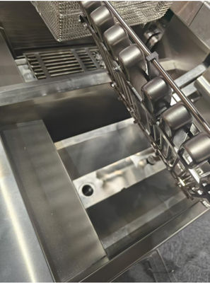 Painel inteligente com tela sensível ao toque Filtração de elevador automático Dois potes Quatro cestas 304SUS Electric Gas Open Chips Fryer
