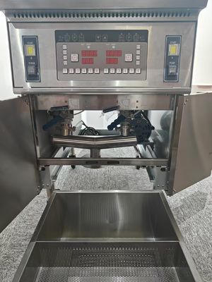 21.4KW Tanque duplo 11.6L+21.5L Painel de computador digital Chips elétricos Máquina de fritura aberta