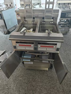 Painel de computador digital Elevador automático Dois potes Quatro cestos Elétricos Friteiras de batatas fritas