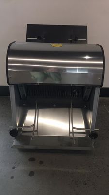 Máquina elétrica de cortar pão