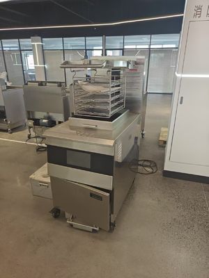 8HD Eletrônico Smart Touch Panel 55L 5 Fry Tray Grande Produtividade 17KW Open Deep Fryer